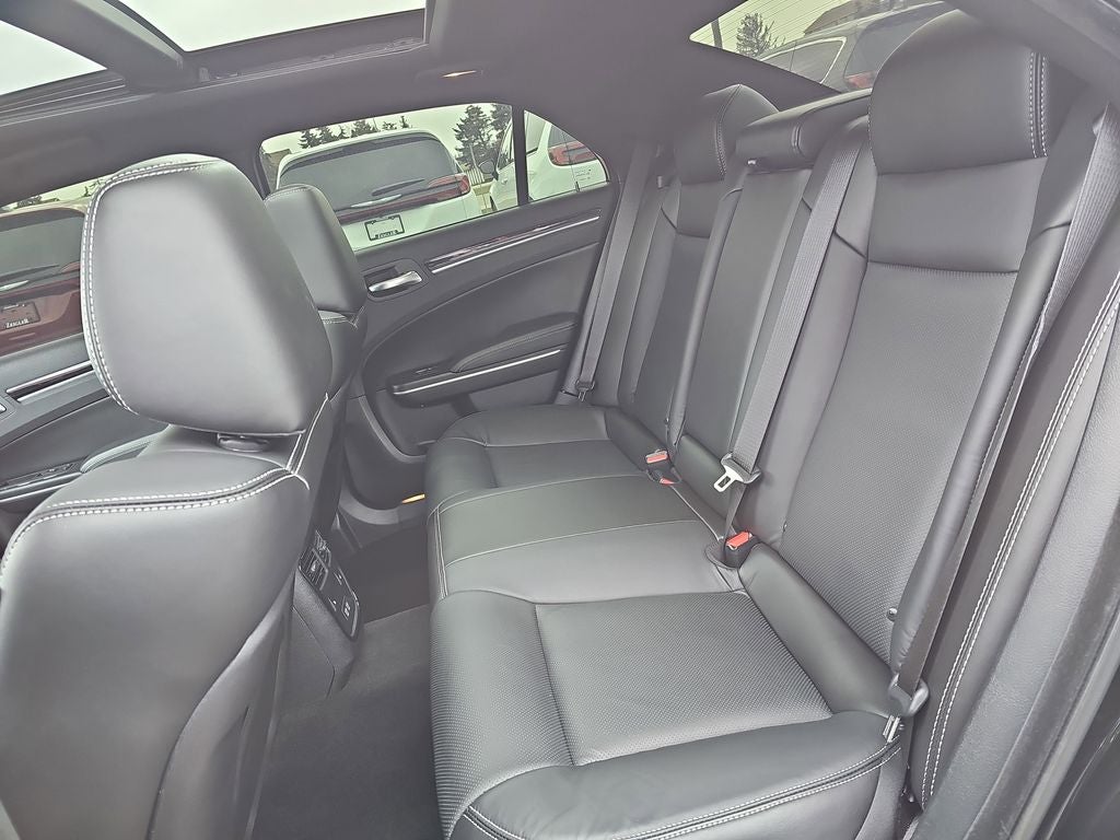 2023 Chrysler 300 S Comfort Group Package
