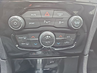 2023 Chrysler 300 S Comfort Group Package