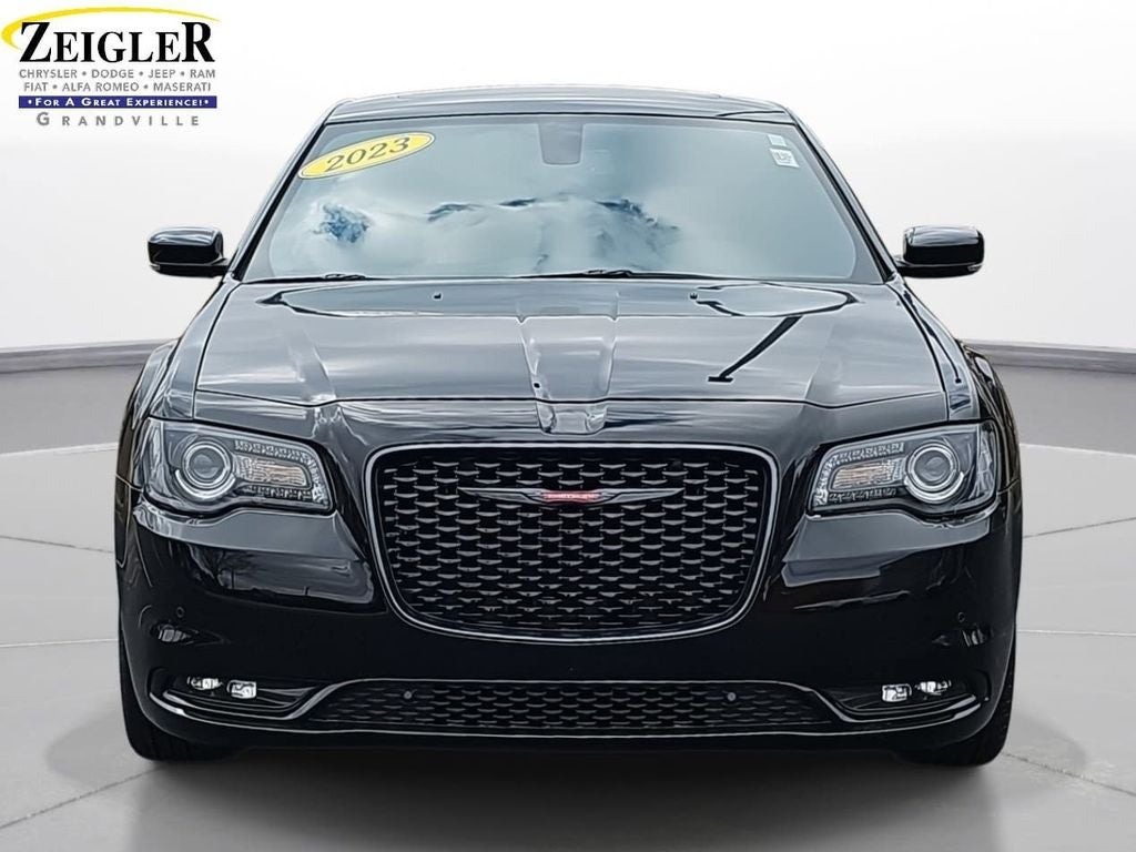 2023 Chrysler 300 S Comfort Group Package