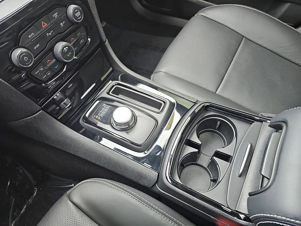 2023 Chrysler 300 S Comfort Group Package