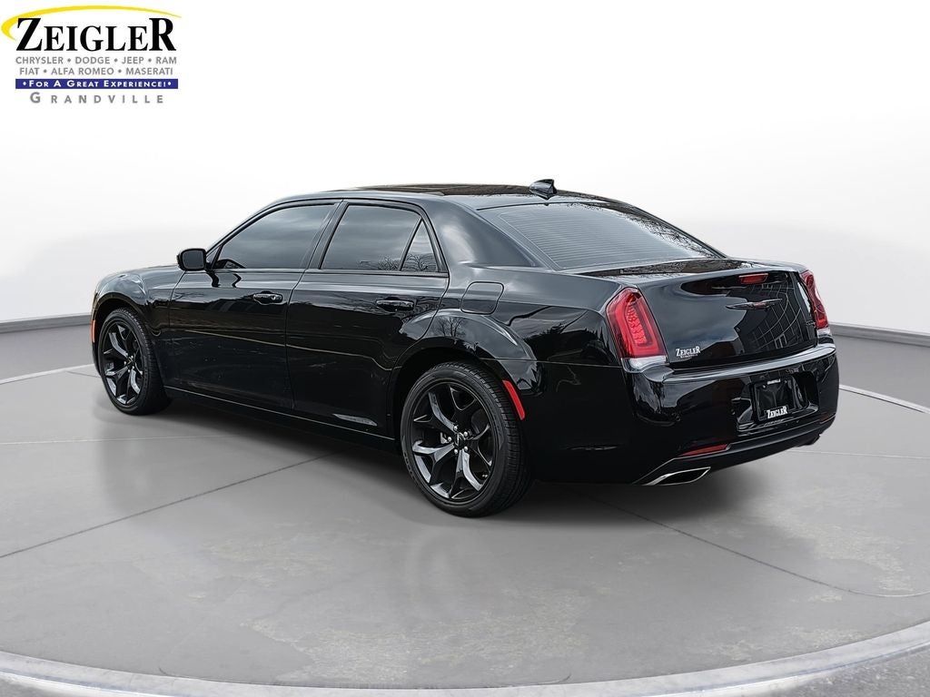 2023 Chrysler 300 S Comfort Group Package