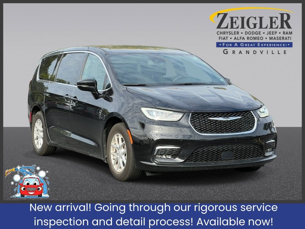 2026 Chrysler Pacifica Select
