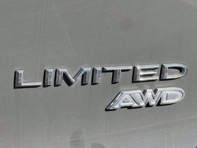 2023 Chrysler Pacifica Limited AWD