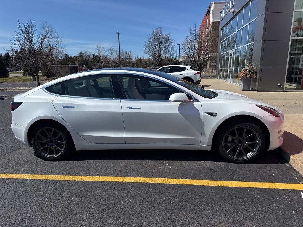 2019 Tesla Model 3 Base