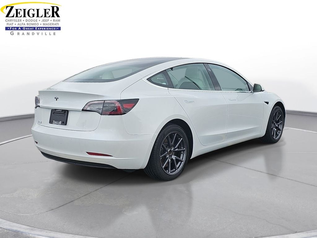 2019 Tesla Model 3 Standard Range Plus