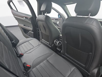 2023 Alfa Romeo Stelvio Base