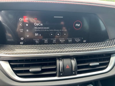 2023 Alfa Romeo Stelvio Base