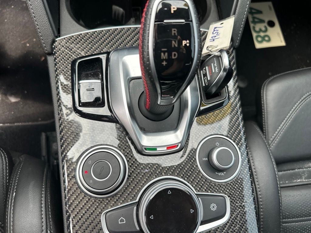 2023 Alfa Romeo Stelvio Base