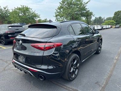 2023 Alfa Romeo Stelvio Base