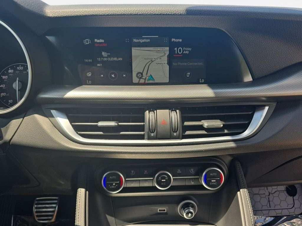 2023 Alfa Romeo Stelvio Veloce