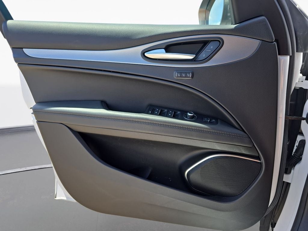 2023 Alfa Romeo Stelvio Veloce
