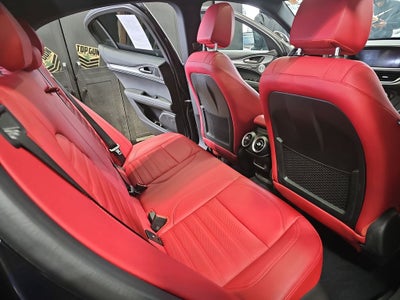 2023 Alfa Romeo Stelvio Veloce