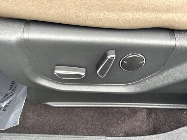 2023 Ford Expedition Limited LOCAL LEASE RETURN