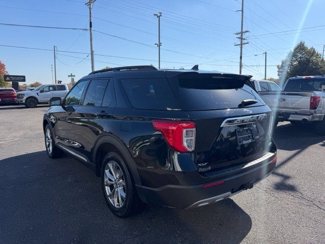 2024 Ford Explorer XLT TWIN PANEL MOONROOF