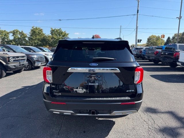 2024 Ford Explorer XLT TWIN PANEL MOONROOF