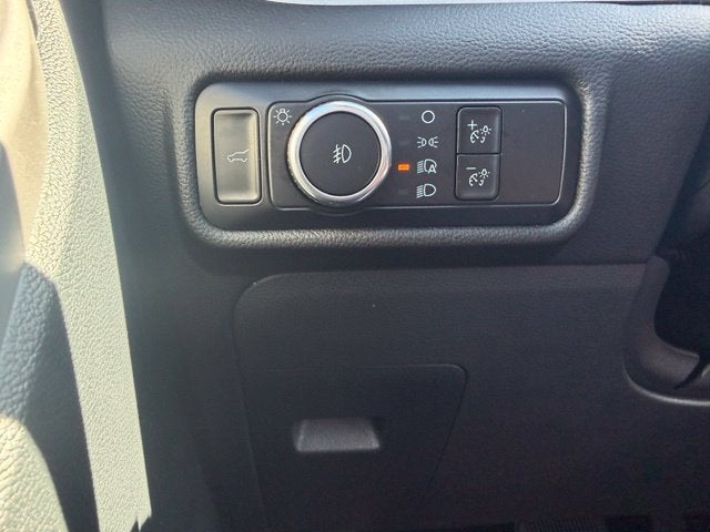 2024 Ford Explorer XLT TWIN PANEL MOONROOF