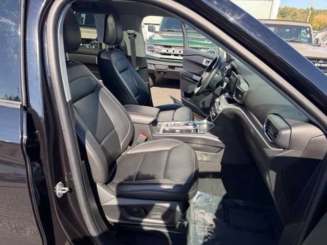 2024 Ford Explorer XLT TWIN PANEL MOONROOF