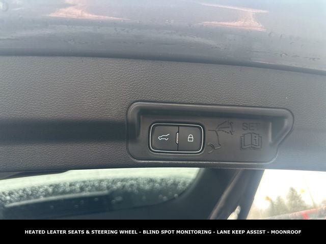 2022 Ford Explorer XLT 4WD