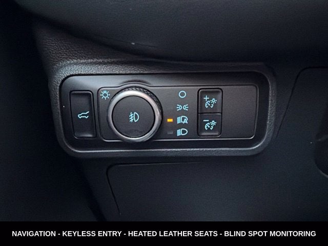 2025 Ford Explorer Active 4WD