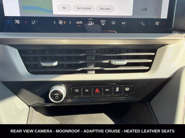 2025 Ford Explorer Active COMFORT PACKAGE