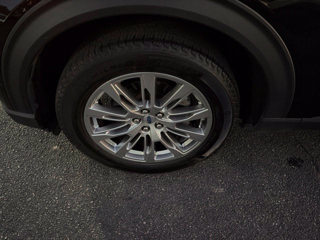 2026 Ford Explorer Platinum 4WD