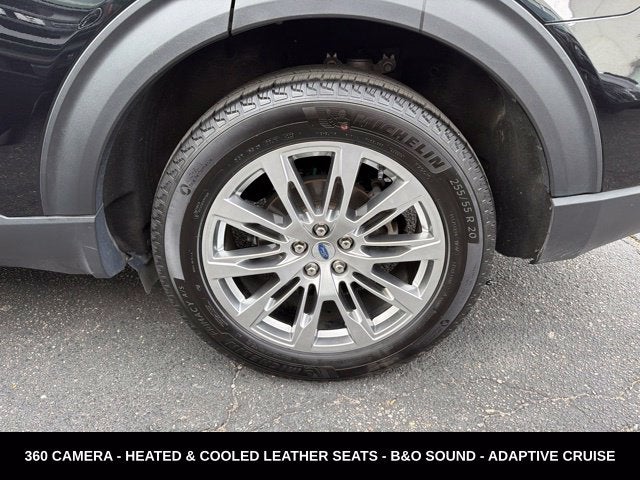 2026 Ford Explorer Platinum 4WD