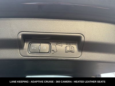 2025 Ford Explorer ST-Line 4WD