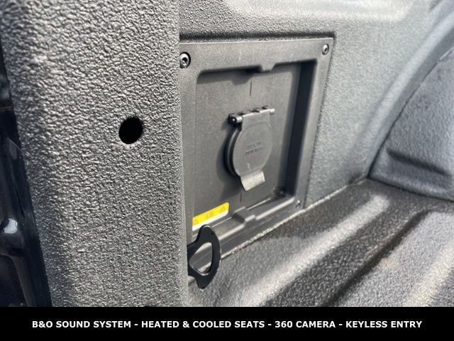 2023 Ford F-150 Lariat 3.5L WITH FX4 PACK