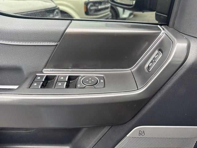 2024 Ford F-150 XLT TWIN PANEL MOONROOF