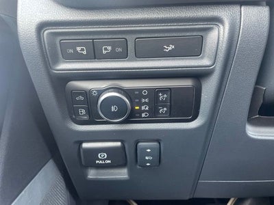 2024 Ford F-150 Lariat TWIN PANEL MOONROOF