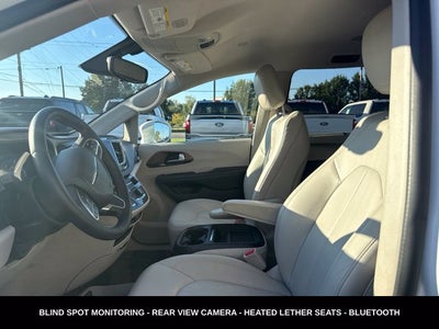 2017 Chrysler Pacifica Touring L LOCAL TRADE