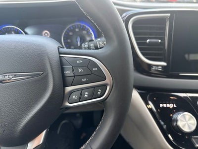 2024 Chrysler Pacifica Touring L STOW N GO SEATING