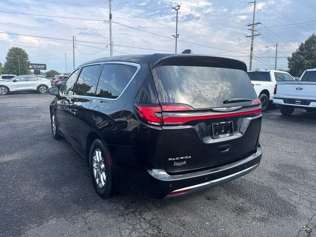 2024 Chrysler Pacifica Touring L STOW N GO SEATING