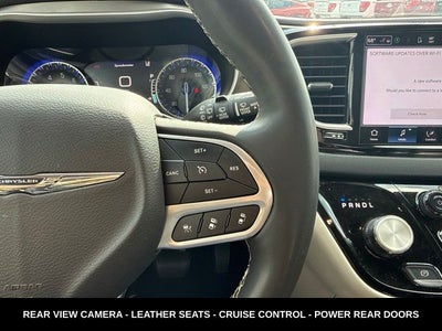 2024 Chrysler Pacifica Touring L STOW N GO SEATING
