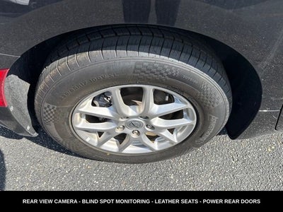 2024 Chrysler Pacifica Touring L STOW N GO SEATING