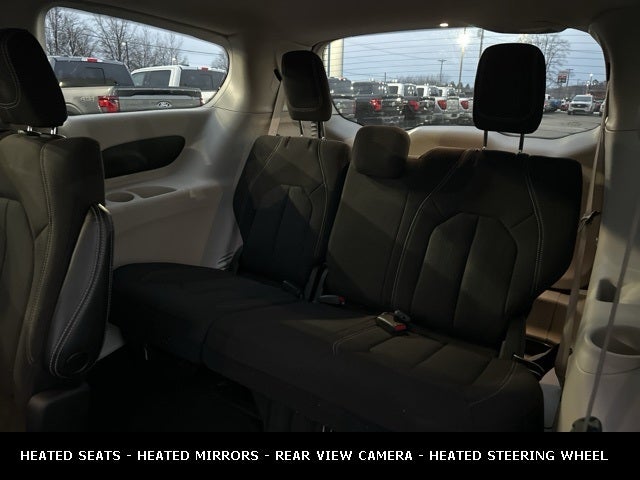 2023 Chrysler Voyager LX STOW N GO SEATING