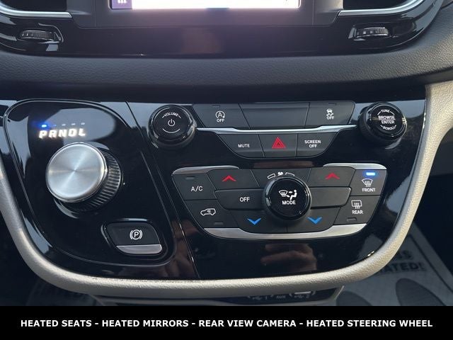 2023 Chrysler Voyager LX STOW N GO SEATING