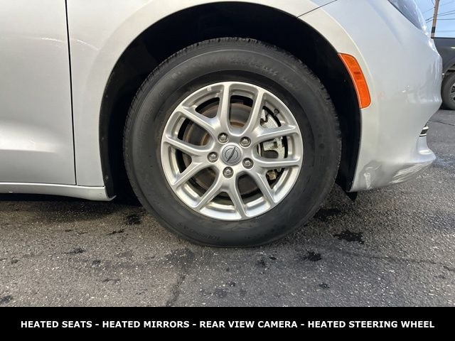 2023 Chrysler Voyager LX STOW N GO SEATING