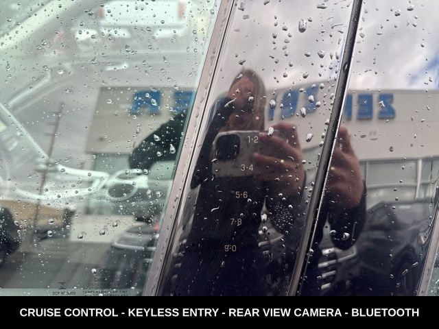 2013 Ford Fusion Hybrid SE LOW MILE HYBRID