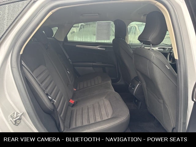 2019 Ford Fusion Hybrid SE 42 MPG