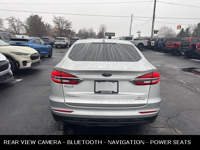 2019 Ford Fusion Hybrid SE 42 MPG