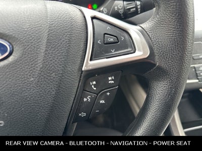 2019 Ford Fusion Hybrid SE 42 MPG