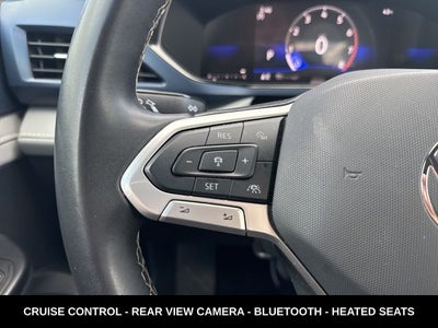 2024 Volkswagen Taos 1.5T SE ONE OWNER