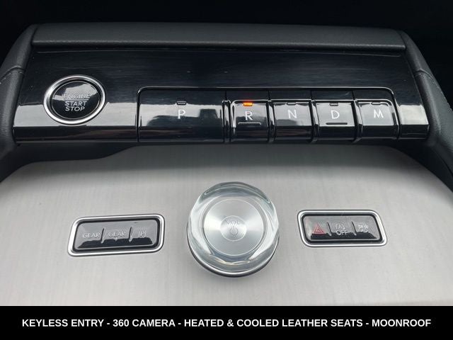 2025 Lincoln Navigator Reserve BLACKOUT PACKAGE