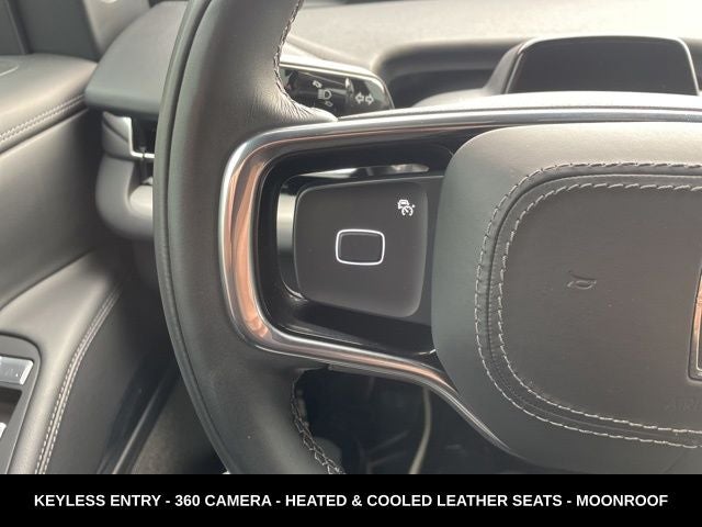 2025 Lincoln Navigator Reserve BLACKOUT PACKAGE