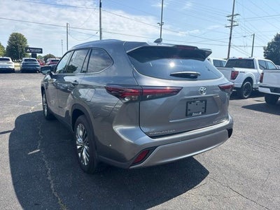 2026 Toyota Highlander Platinum AWD