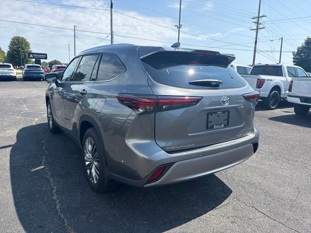 2026 Toyota Highlander Platinum AWD