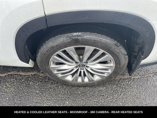 2023 Toyota Highlander Platinum PANORAMIC ROOF