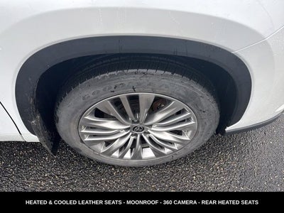 2023 Toyota Highlander Platinum PANORAMIC ROOF