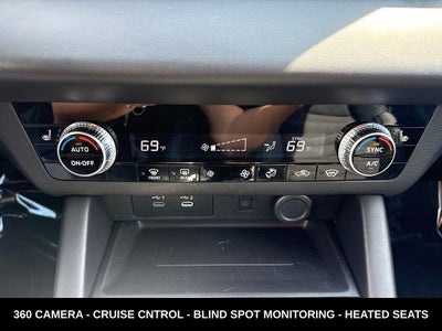 2025 Mitsubishi Outlander SE 3RD ROW